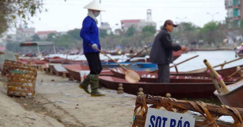 Bảo vệ môi trường tại Chùa Hương