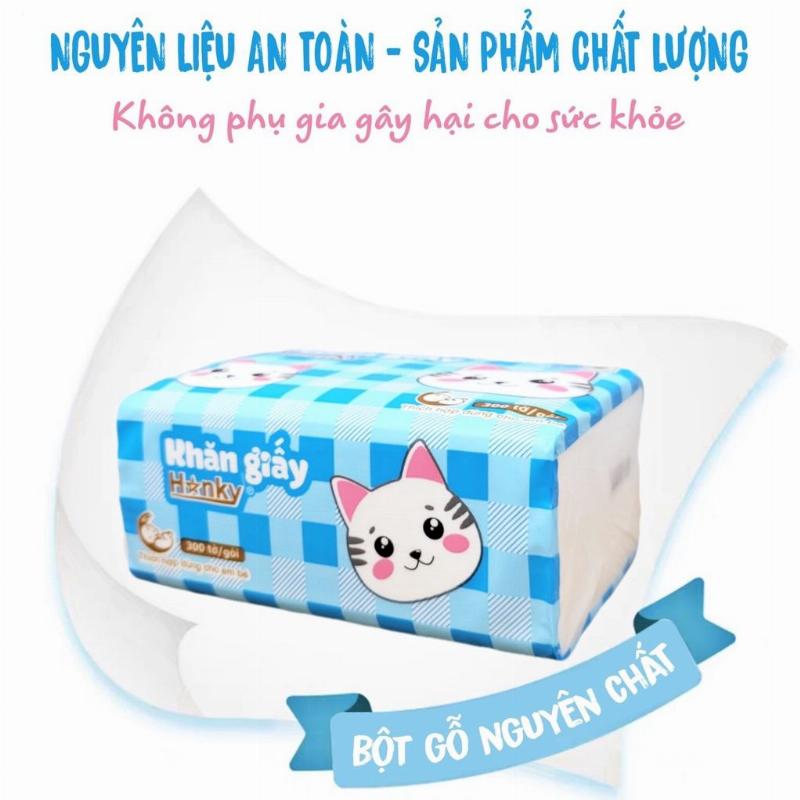 Mèo trắng trong môi trường tự nhiên