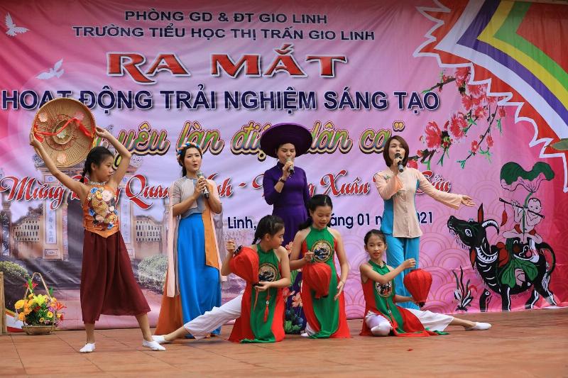 Sơ đồ minh họa cấu trúc thơ song thất lục bát với các quy tắc về vần và nhịp điệu.