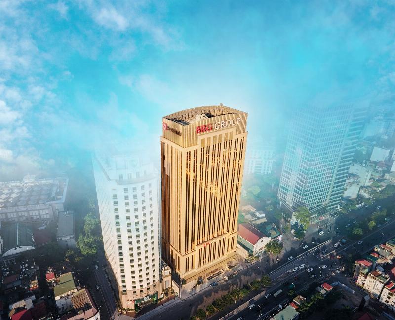 Biểu tượng ý nghĩa của chỉ tay đuôi cá trong việc lựa chọn vận mệnh.