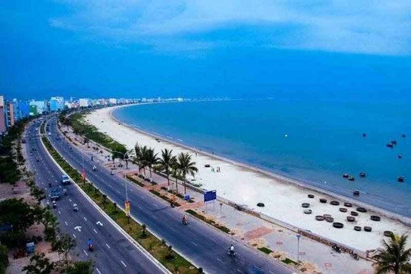 Môi trường thiên nhiên đa dạng và phong phú phù hợp cho sinh vật phát triển 