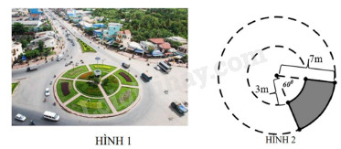 Vòng xoay ngã tư với bồn hoa hình quạt