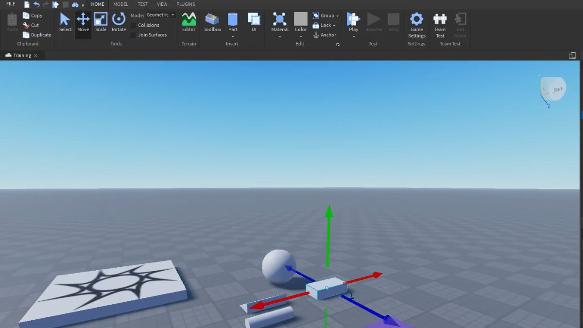 Hình ảnh một đoạn mã lập trình Lua trên giao diện Roblox Studio, minh họa bước lập trình cho game