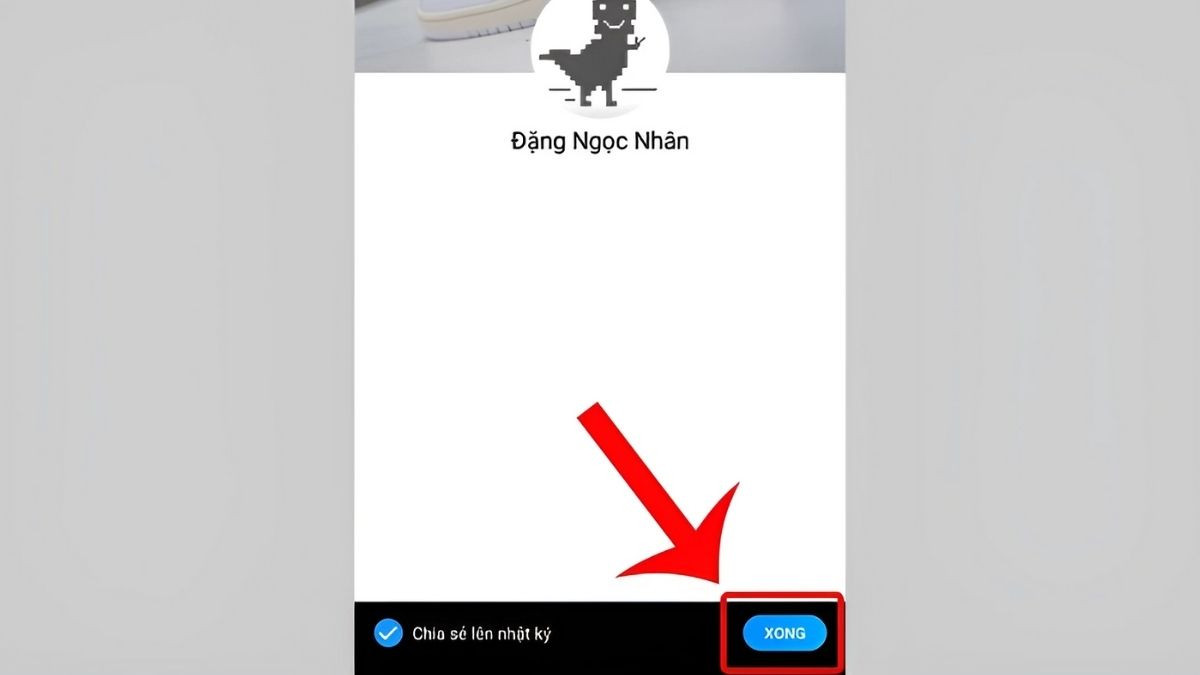 Màn hình xác nhận ảnh bìa Zalo mới với tùy chọn 'Chia sẻ lên nhật ký' và nút 'Xong'