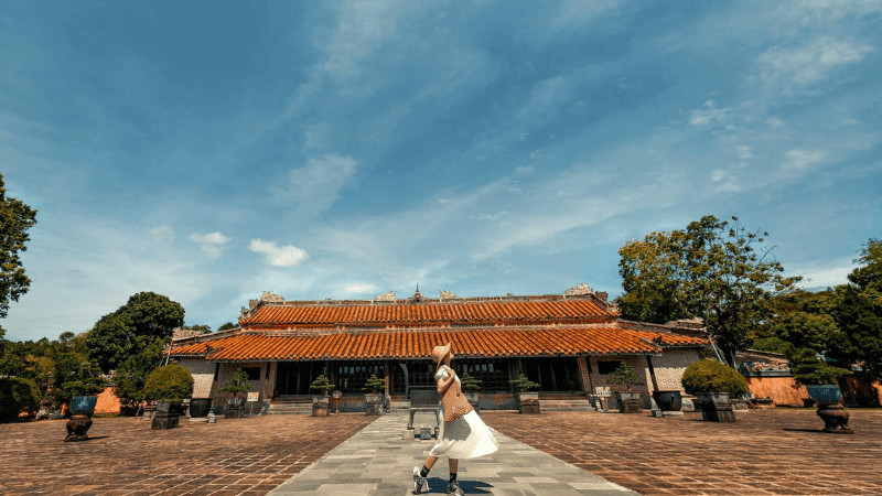 Kiến trúc cổ kính Lăng Tự Đức Huế, điểm đến không thể bỏ qua