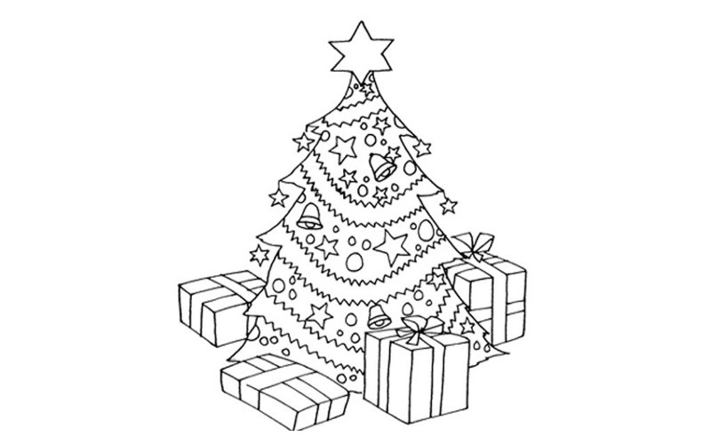 Mẫu tranh tô màu cây thông Noel may mắn với những hộp quà Giáng sinh