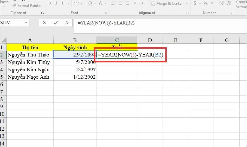 Minh họa cách tính tuổi trong Excel bằng hàm YEAR