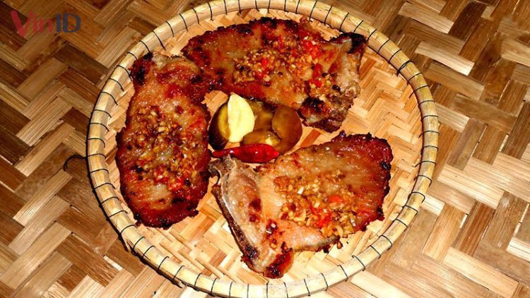 Món sườn ướp sả thơm ngon