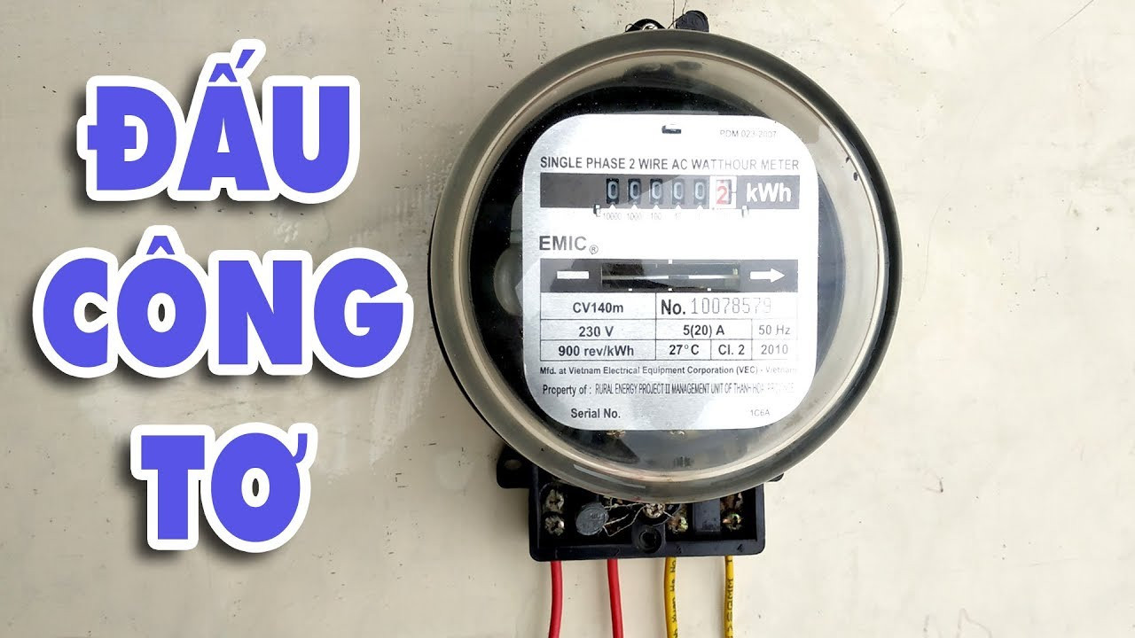 Công tơ điện một pha hai dây với màn hình hiển thị số và các thông số kỹ thuật rõ nét