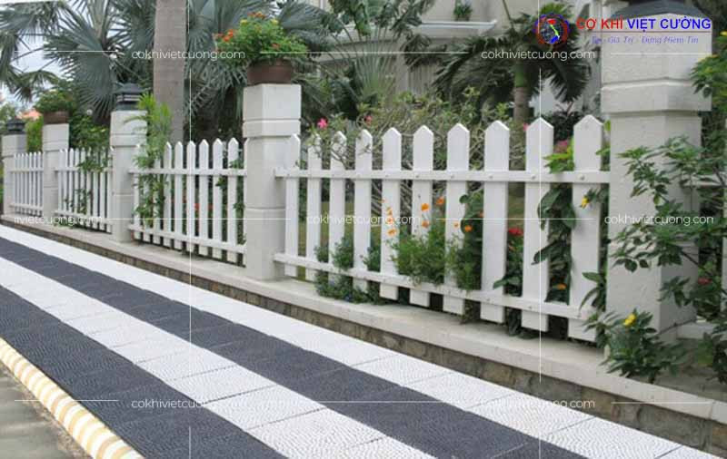 Hàng rào thép hộp