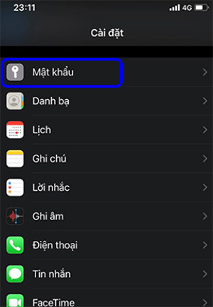 Vào mục Mật khẩu trong Cài đặt iPhone để xem mật khẩu Gmail