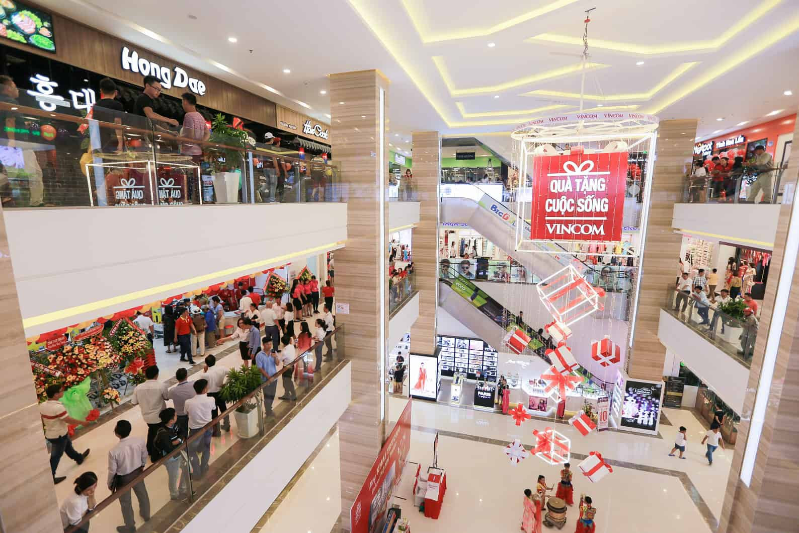 Đa dạng hoạt động tại khu vui chơi Royal City
