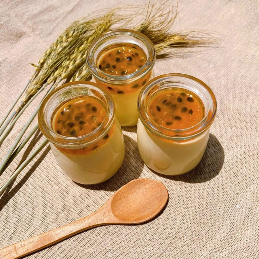 Hướng dẫn làm Panna Cotta chanh leo