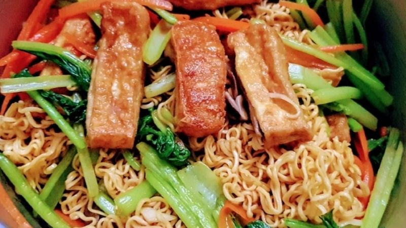 Mì trộn Hảo Hảo chay thanh đạm, bổ dưỡng