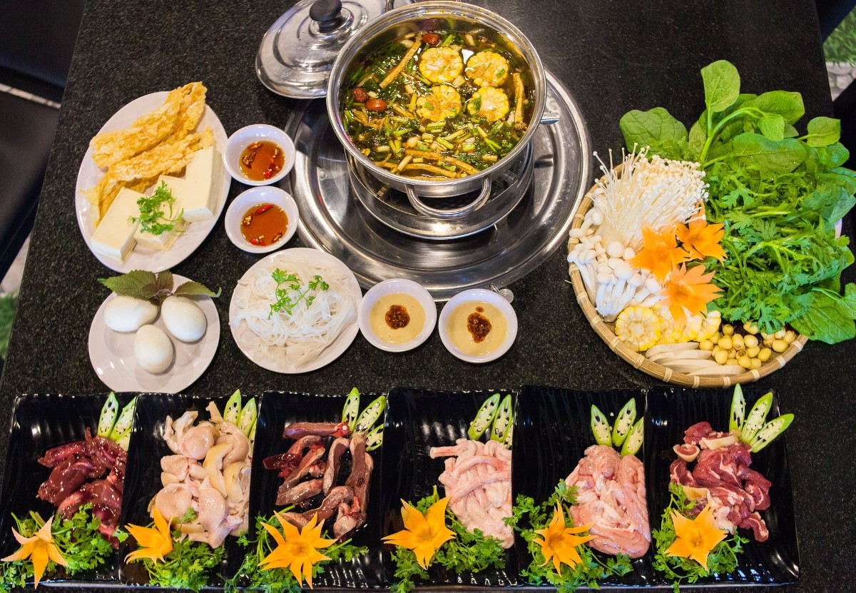Thưởng thức lẩu dê Đồng Hương thơm ngon tại Thủ Đức