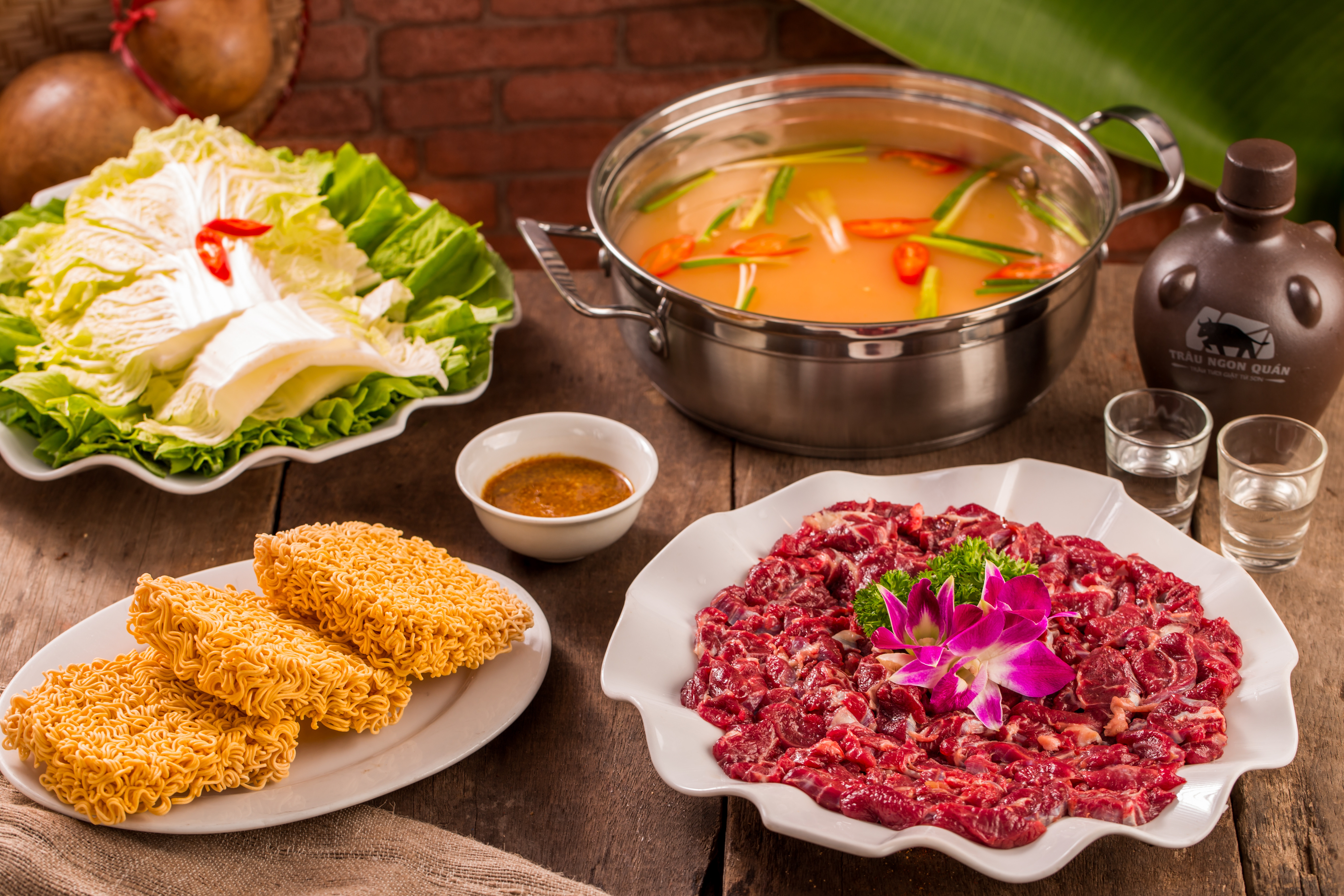 Lẩu trâu nhúng mẻ chua chua ngọt mềm, món lẩu lý tưởng
