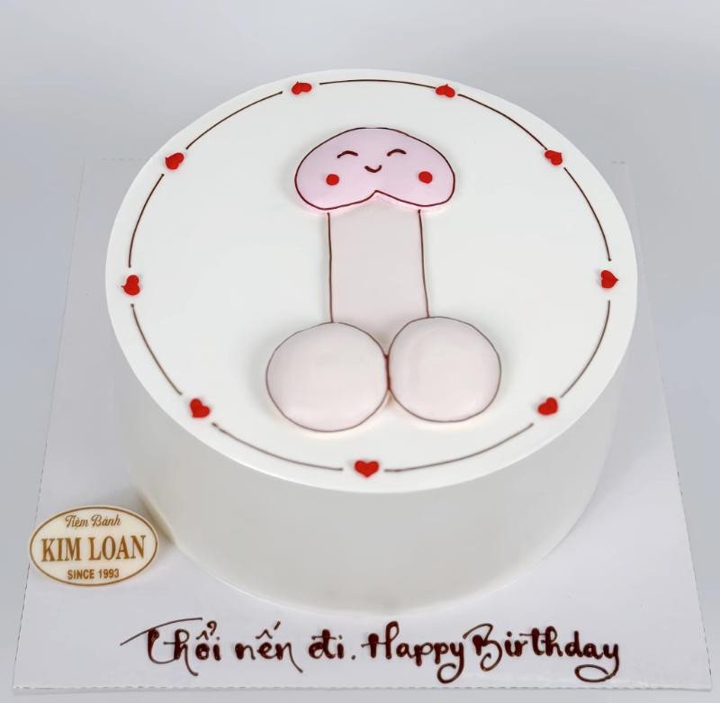 Meme bánh sinh nhật bựa, không che giấu lươn lẹo