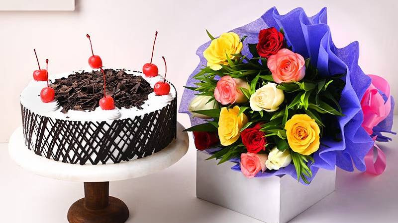 Hình ảnh bánh kem và hoa đẹp, biểu tượng của sự yêu thương và quan tâm chân thành