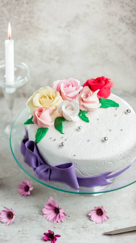 Tuyển tập hình bánh sinh nhật đẹp và hoa hướng dương, mang ý nghĩa may mắn, lạc quan