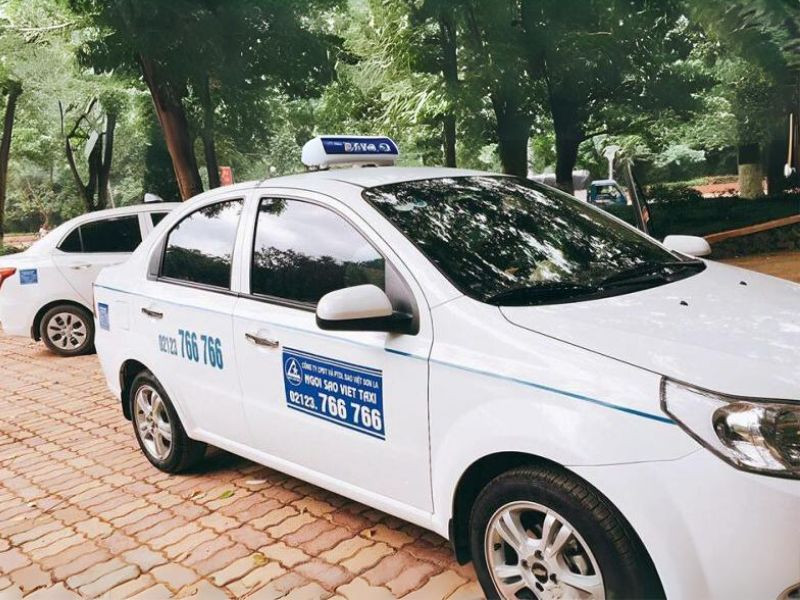 Nội thất tiện nghi bên trong xe Taxi Star Ninh Thuận