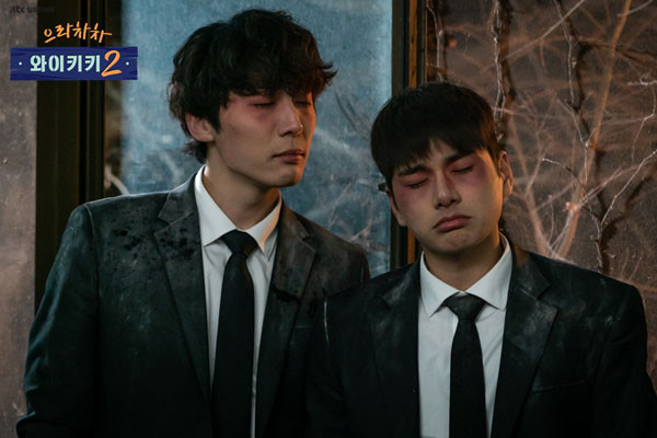 Cha Yoo-ri (Kim Ye-won) say mê nấu nướng, thể hiện niềm đam mê trở thành đầu bếp tài năng và khao khát mở quán ăn riêng.