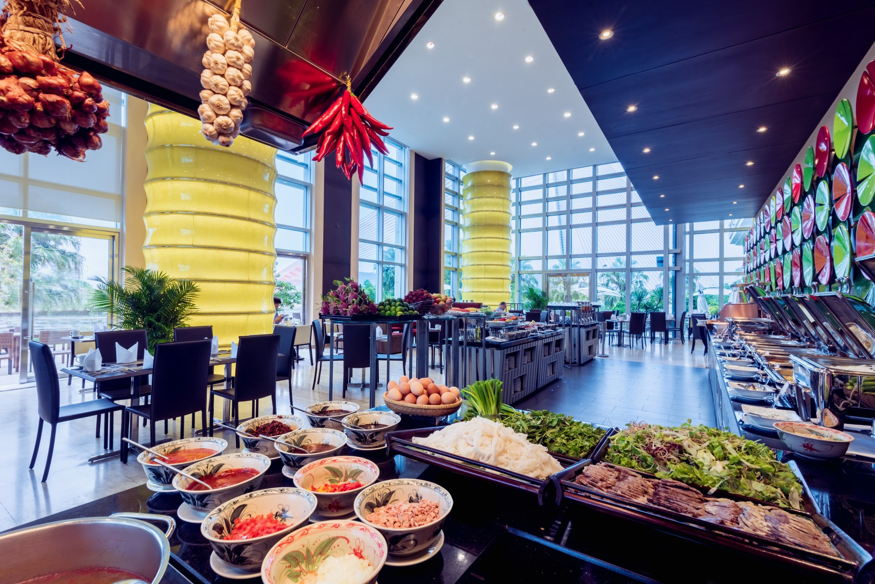 La Rive Gauche Grand Mercure với ẩm thực tinh tế