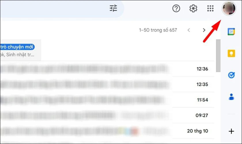 Nhấn vào ảnh đại diện tài khoản Google trên MacBook để truy cập các tùy chọn