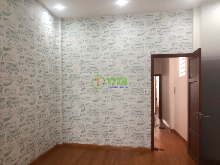 Giấy dán tường với họa tiết tinh tế, mang lại vẻ đẹp độc đáo cho không gian sống tại Nha Trang
