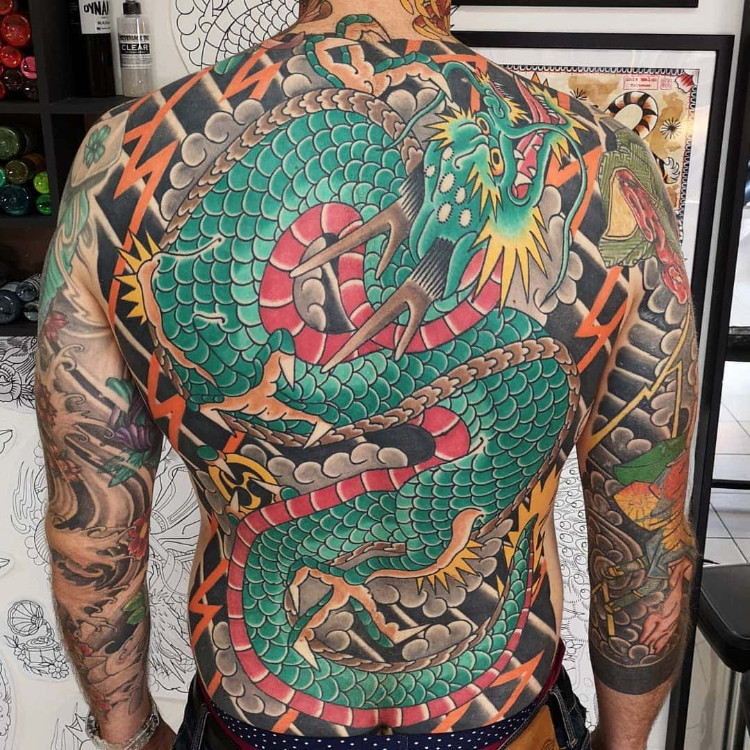 Hình xăm rồng full lưng phong cách Yakuza truyền thống
