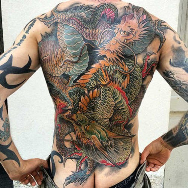 Hình xăm rồng full lưng cool ngầu và cá tính