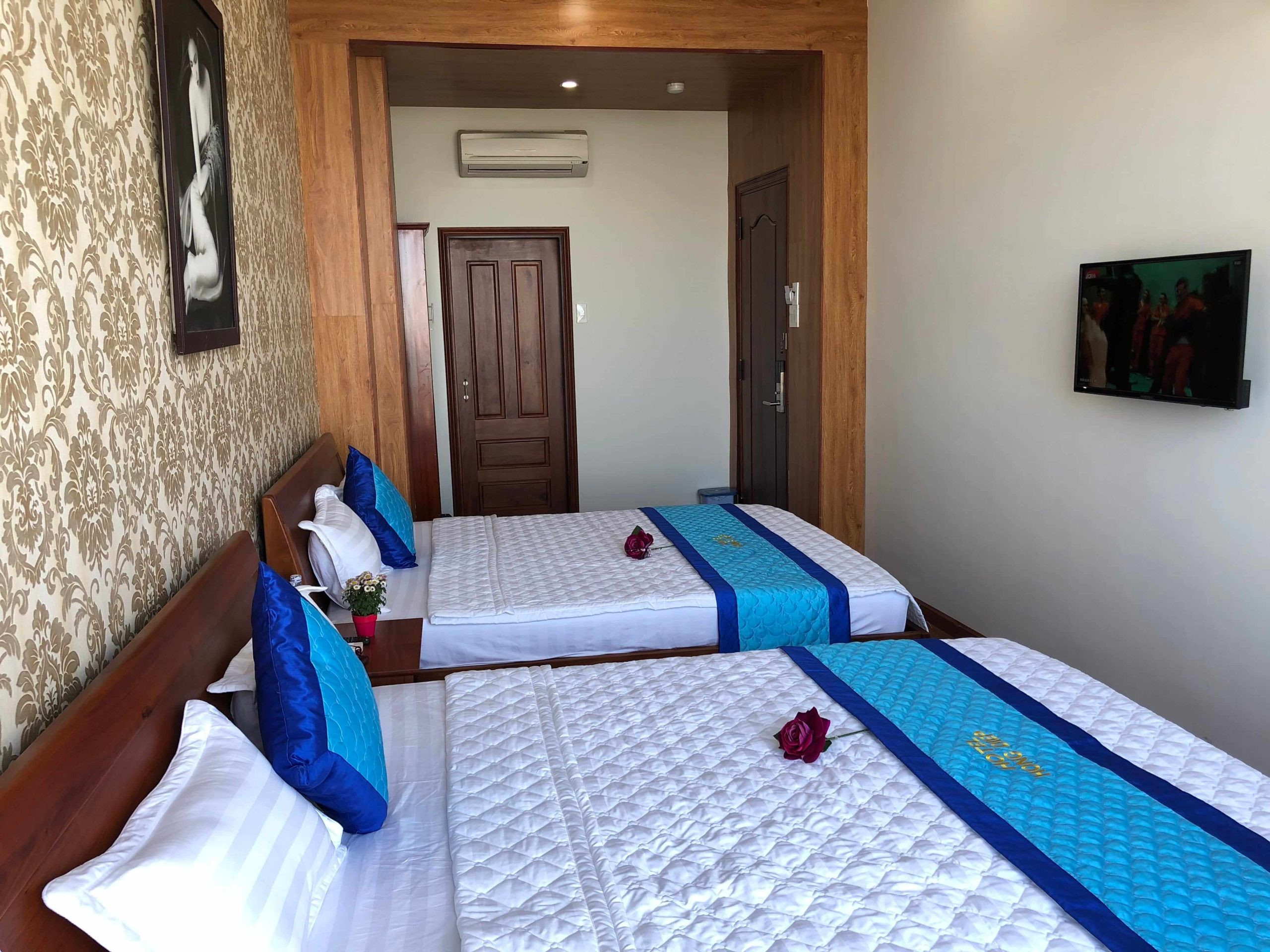 Phòng nghỉ sạch sẽ, đầy đủ tiện nghi tại Khách sạn Hồng Diệp Quy Nhơn