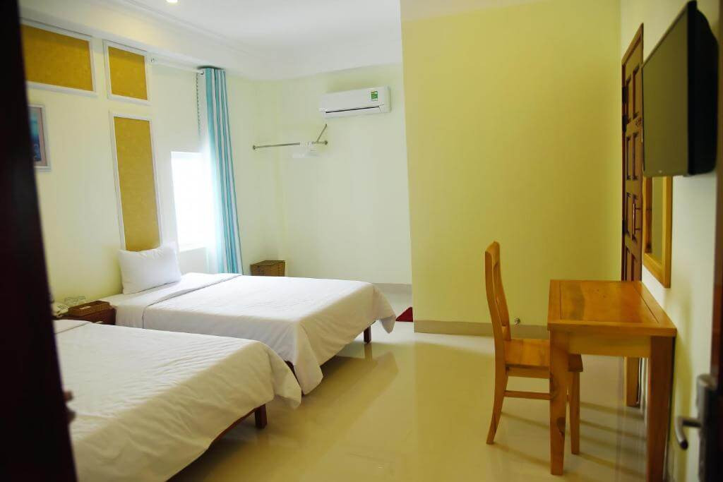 Không gian phòng nghỉ hiện đại, ấm cúng tại Ly Ky Hotel Quy Nhơn