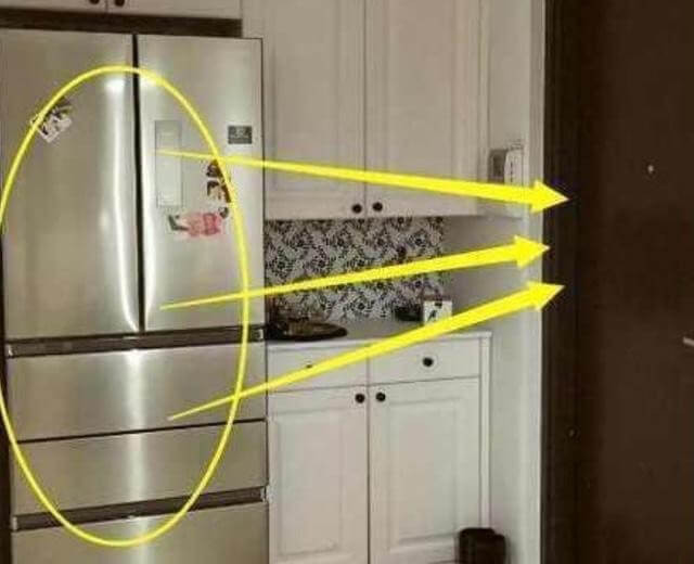 Hậu quả khi đặt tủ lạnh gần cửa chính, ảnh hưởng tài lộc và thẩm mỹ