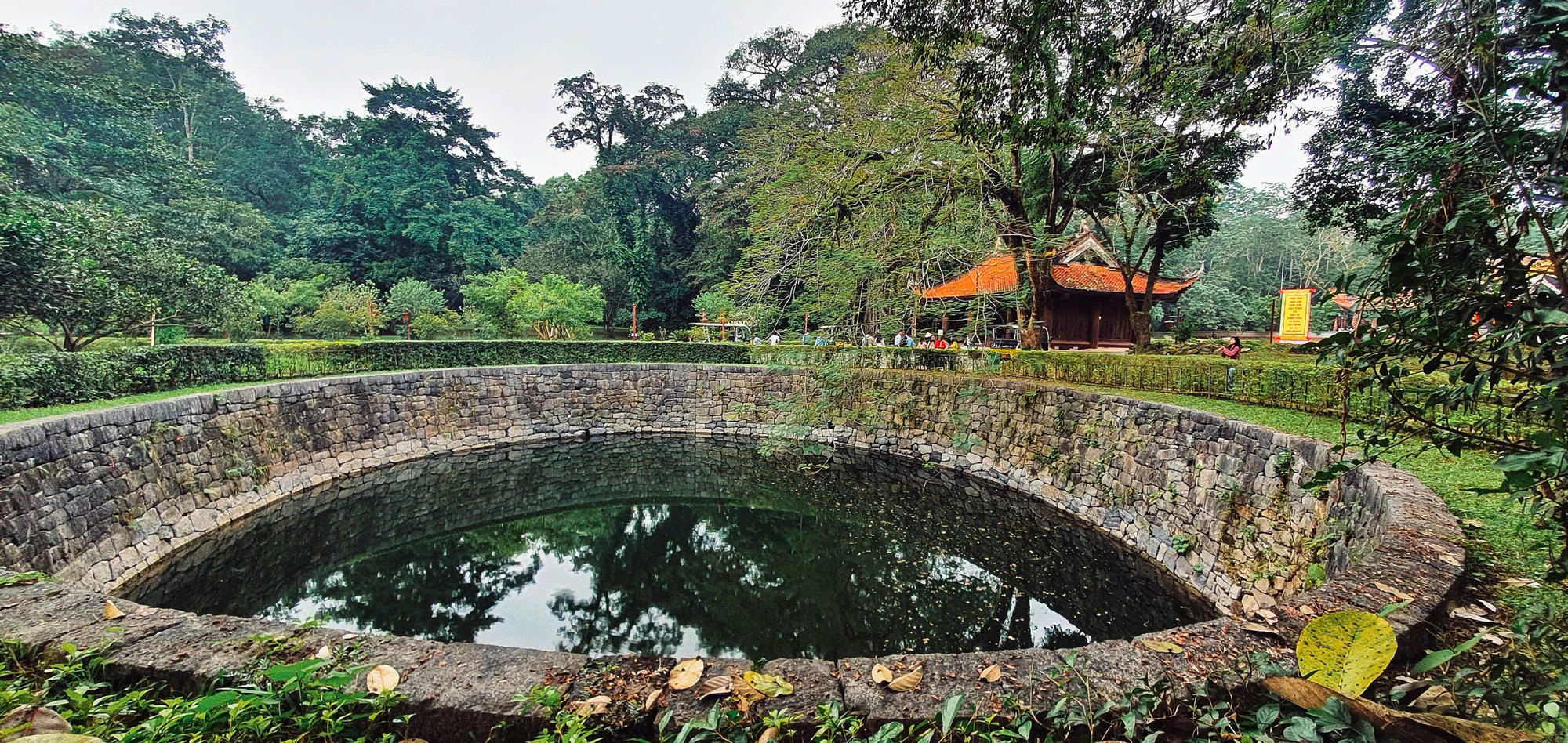 Giếng Ngọc Lam Kinh, một công trình kiến trúc cổ kính được xây dựng từ thời vua Lê Lợi