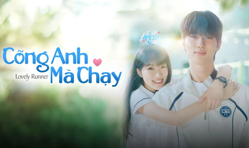 Byeon Woo-seok và Kim Hye-yoon trong cảnh phim &quot;Cõng Anh Mà Chạy&quot;