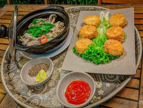 Đến Hương Sen để thưởng thức món chay hấp dẫn tại Đà Nẵng