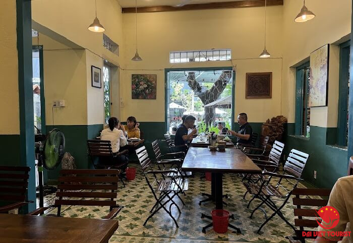 Góc Hà Nội mang đến bữa cơm chuẩn vị, thân thuộc ngay tại Nha Trang