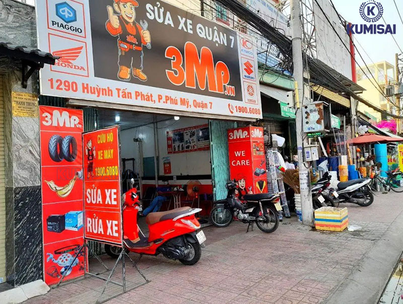 Dịch vụ rửa xe máy chuyên nghiệp tại cửa hàng 3MP, Quận 7