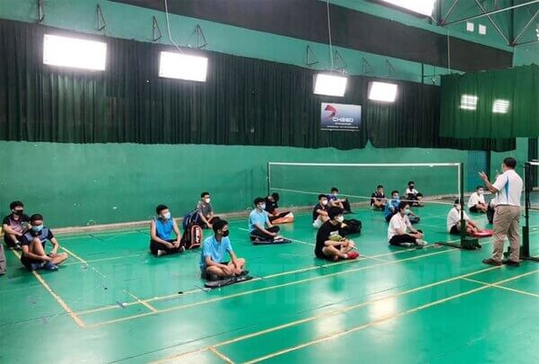 Sân cầu lông Đại học Nông nghiệp Hà Nội, Gia Lâm, với chất lượng mặt sân tốt, ánh sáng khoa học, khán đài 5.000 chỗ ngồi.
