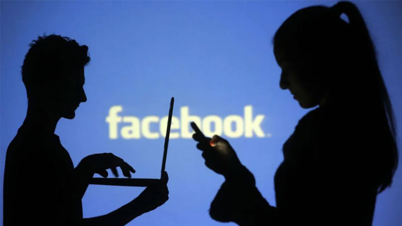 Stalk Facebook là gì, hành vi theo dõi trái phép trên nền tảng mạng xã hội
