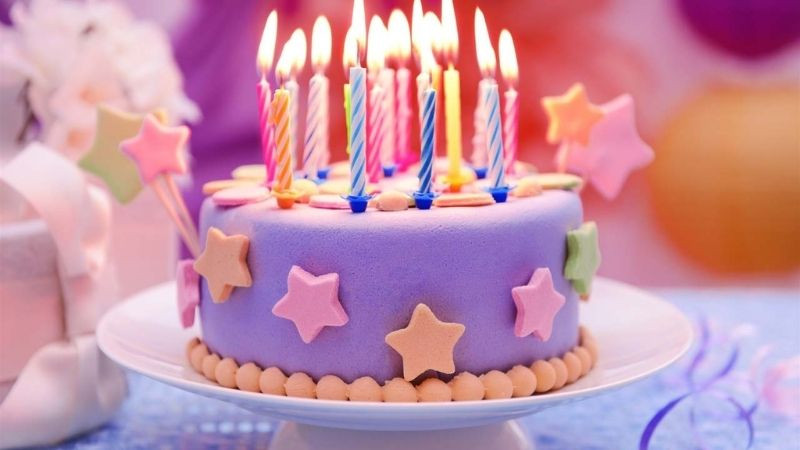 Gửi hình chúc mừng sinh nhật qua tin nhắn cá nhân
