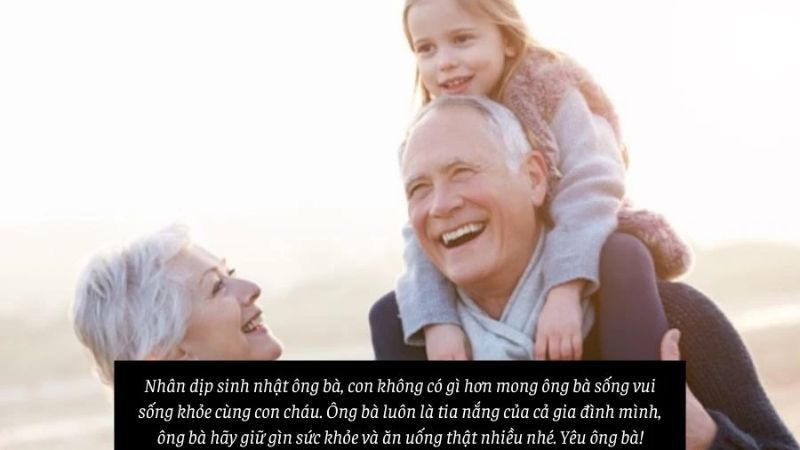 Ảnh sinh nhật ấm áp cho ông bà