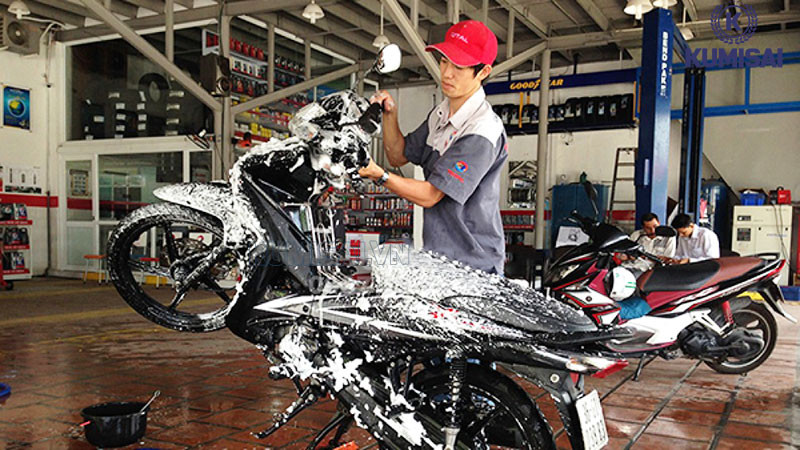 Bảng giá dịch vụ rửa xe máy gần đây tại các tiệm uy tín