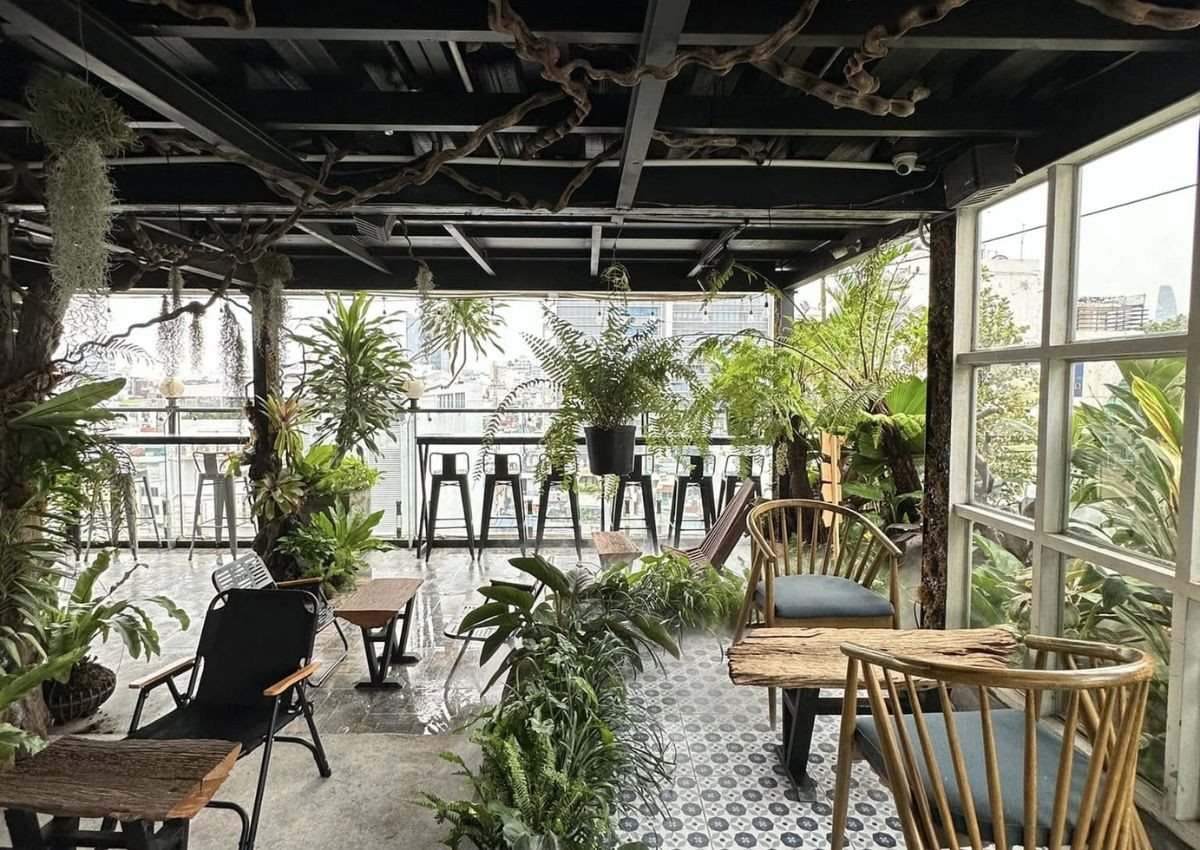 Góc nhỏ ấm cúng tại 1991 Rooftop Coffee & More