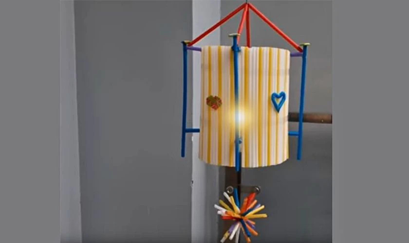 Cách làm đèn Trung thu bằng ống hút tái chế