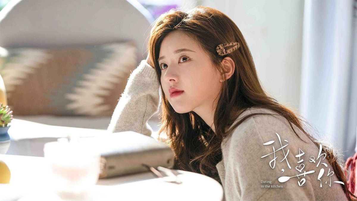 Triệu Lộ Tư và Lâm Vũ Thân trong phim Yêu Em Từ Dạ Dày