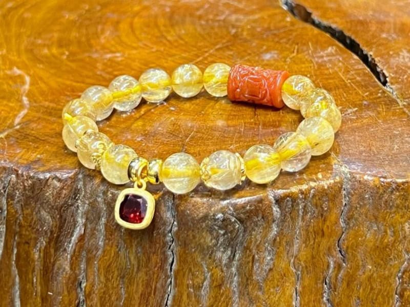 Thạch Anh Tóc Vàng tạo nên trang sức đẹp, giá thành phải chăng