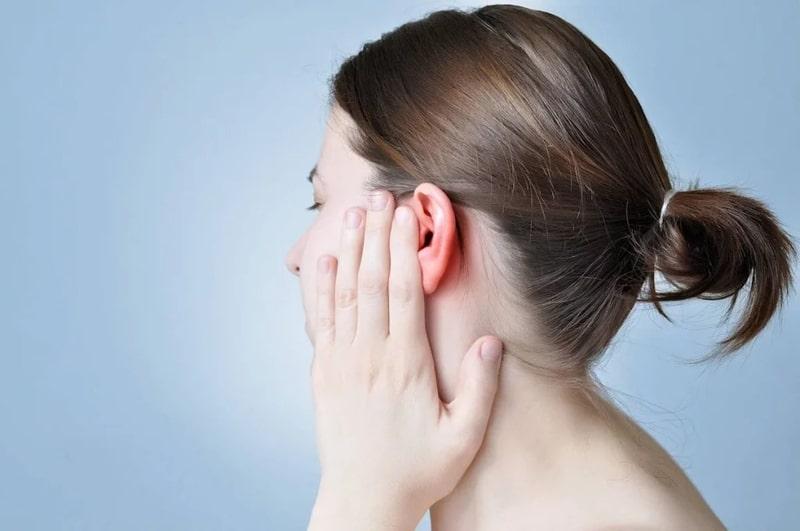 Nóng Tai Trái Nữ Giờ Sửu Tử Vi: Giải Mã Điềm Báo và Ý Nghĩa Tâm Linh