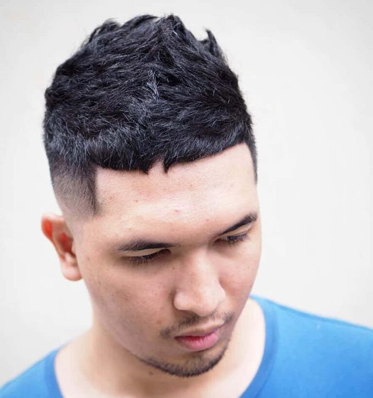 Tóc faux hawk cá tính cho nam mặt tròn