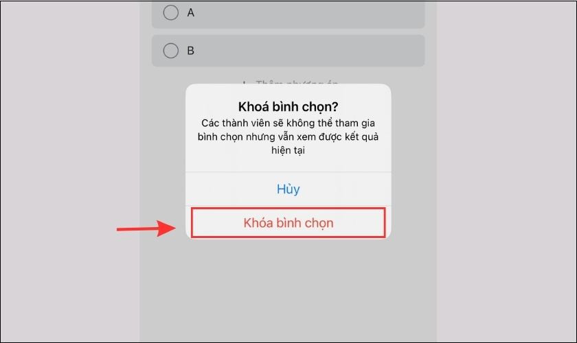 Xác nhận hành động &quot;Khóa bình chọn&quot; trên Zalo để hoàn tất.